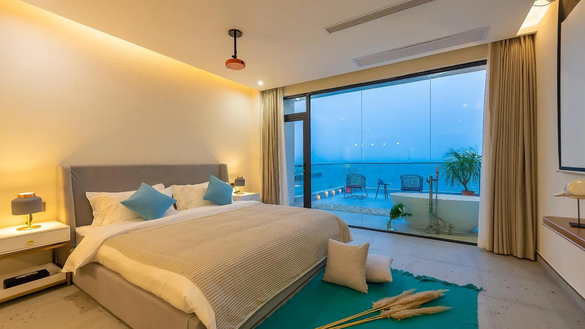 Отель Tianya Jingxi Seaview Inn In Санья